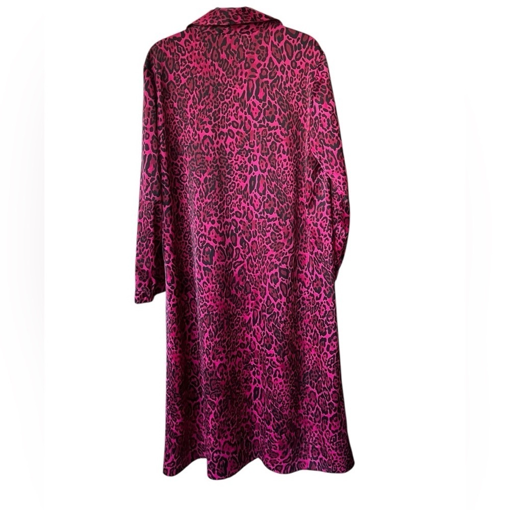 Black Label Pink Leopard Print Robe - Picture 5 of 14